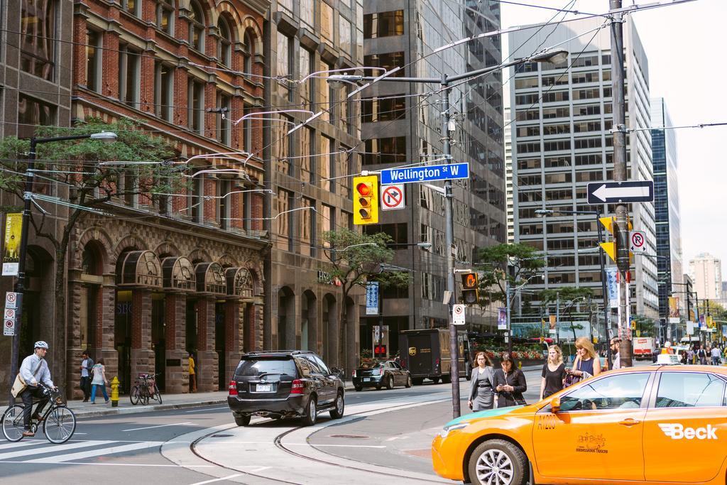Quickstay - Chic In Yorkville Apartment Toronto