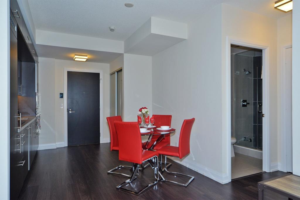 Royal Stays Furnished - Yonge/sheppard Toronto