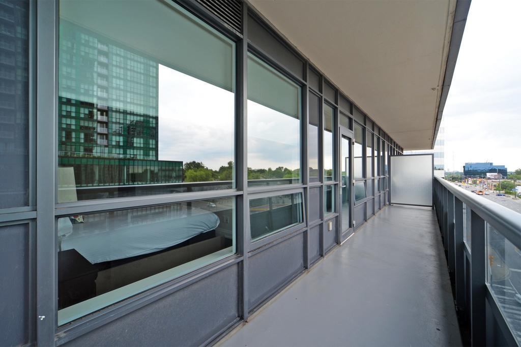 Royal Stays Furnished - Yonge/sheppard Apartment