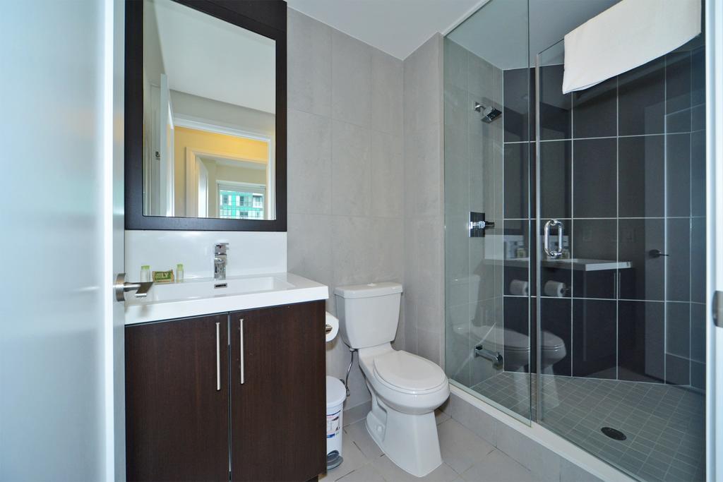 Royal Stays Furnished - Yonge/sheppard Toronto