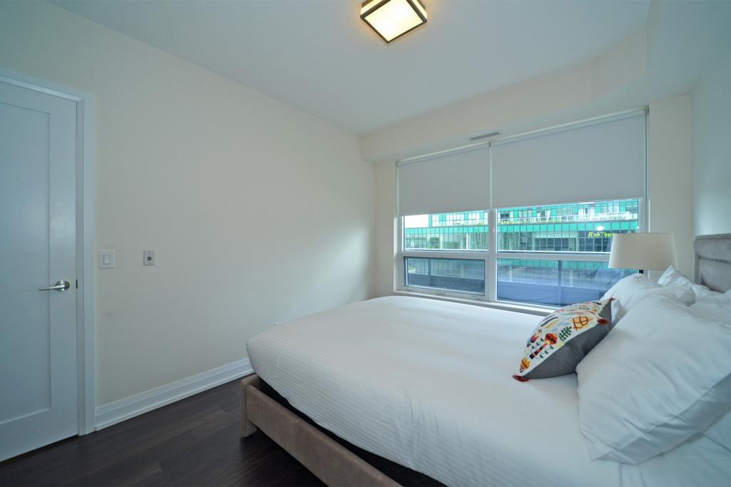 Royal Stays Furnished - Yonge/sheppard Toronto