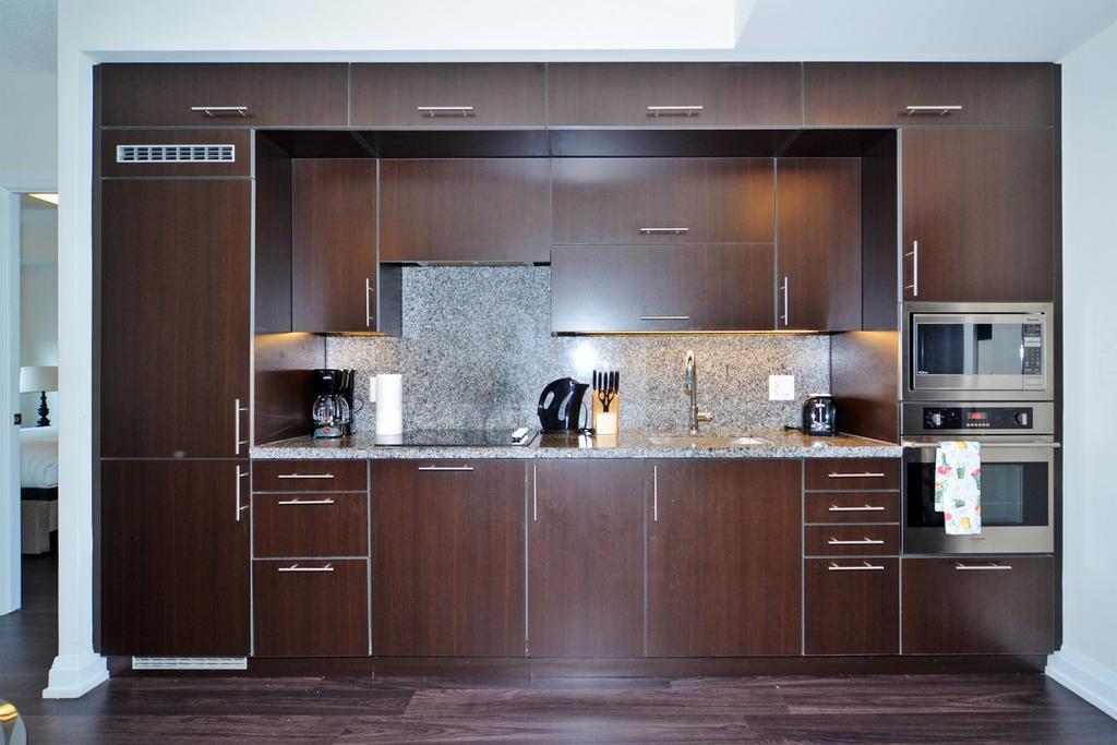 Apartment Royal Stays Furnished - Yonge/sheppard Toronto