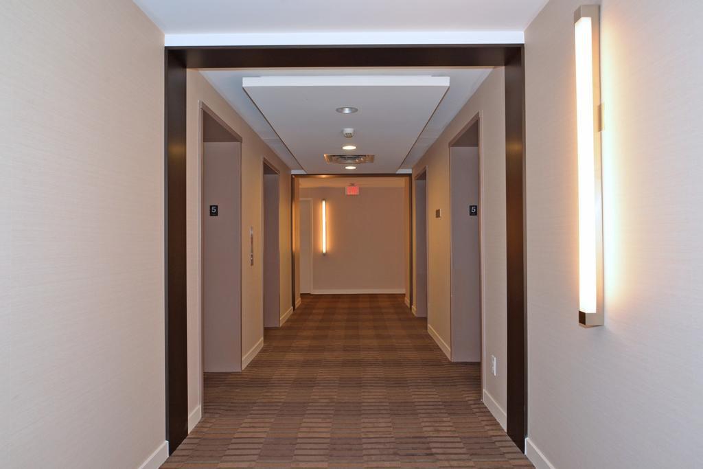 Royal Stays Furnished - Yonge/sheppard *