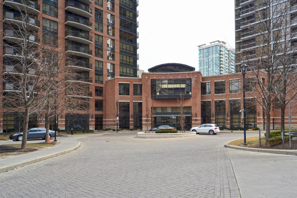Royal Stays Furnished - Yonge/sheppard