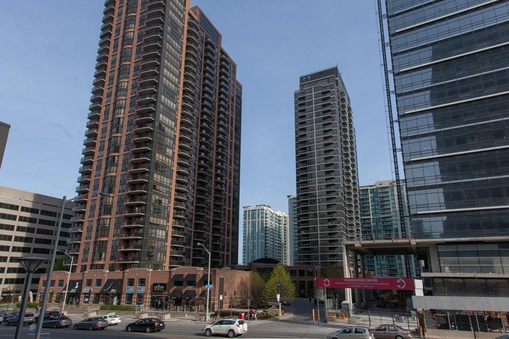 Royal Stays Furnished - Yonge/sheppard Apartment Toronto