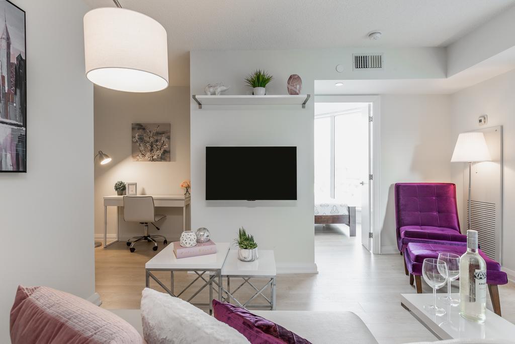 Enchantment In Yorkville Apartment