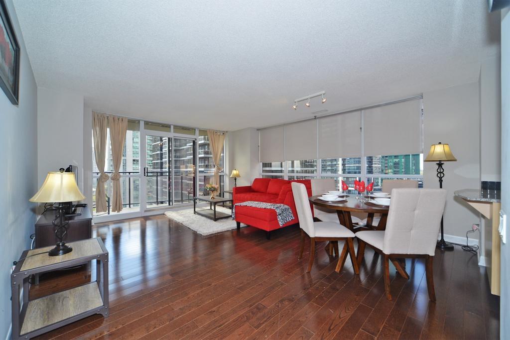 Royal Stays Furnished - Yonge/sheppard Apartment *