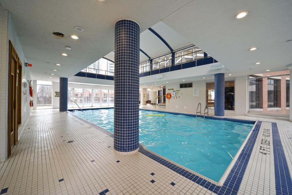 Royal Stays Furnished - Yonge/sheppard *