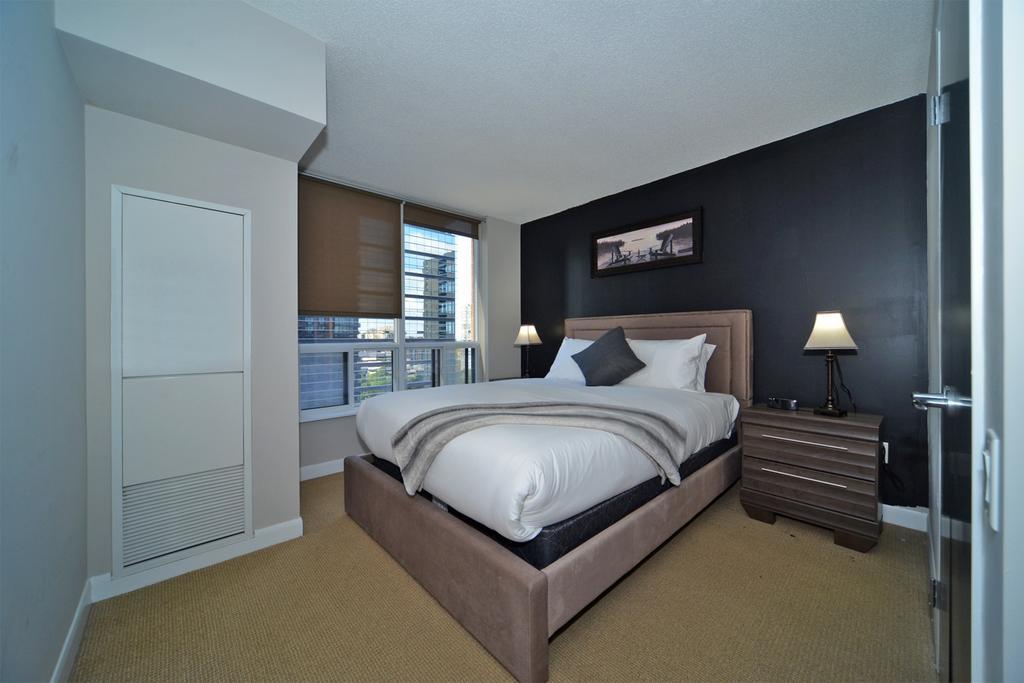 Royal Stays Furnished - Yonge/sheppard Apartment Toronto