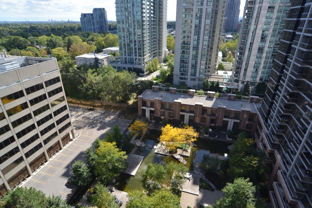 Royal Stays Furnished - Yonge/sheppard