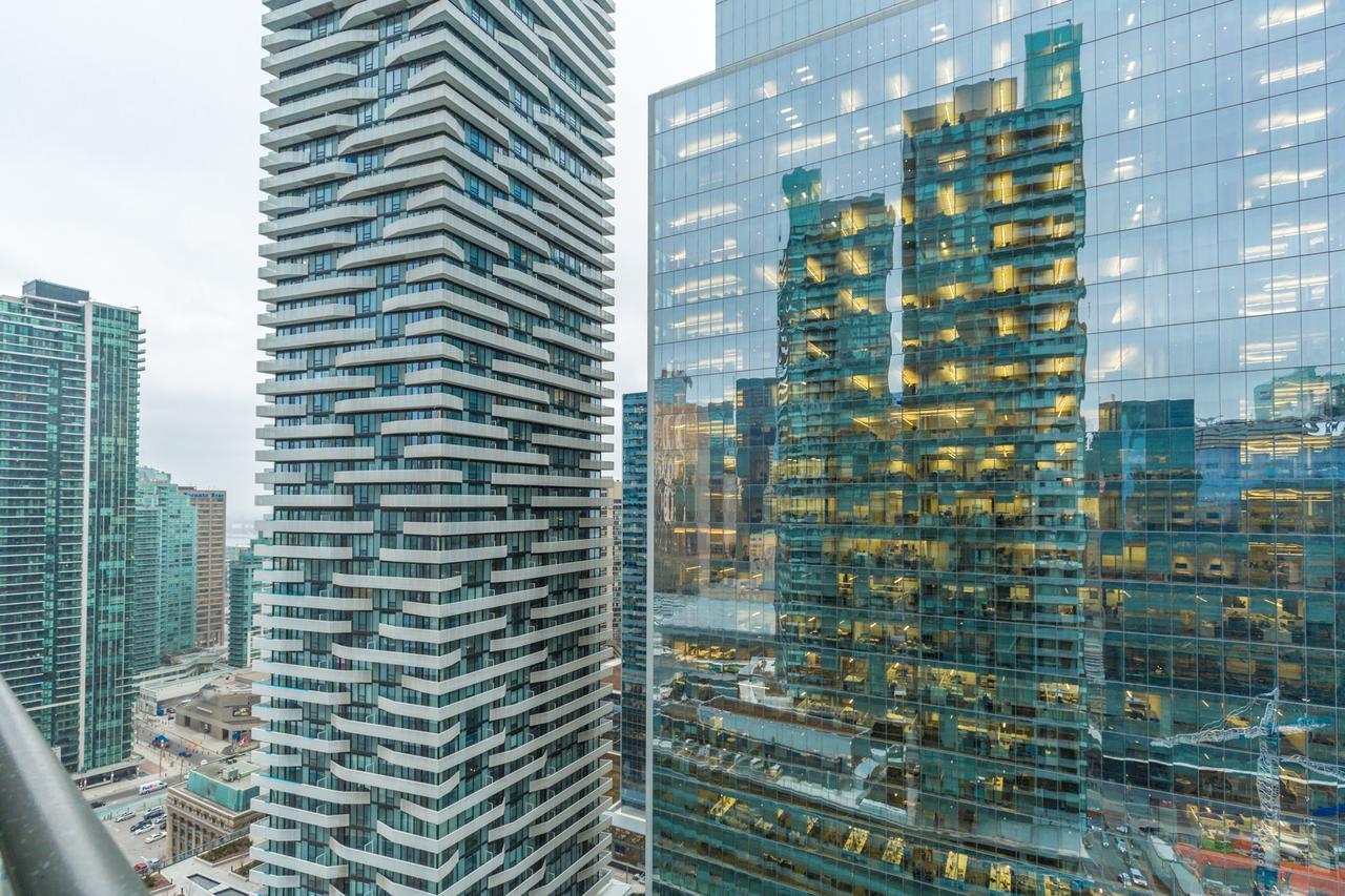 Noel Suites Air Canada Centre