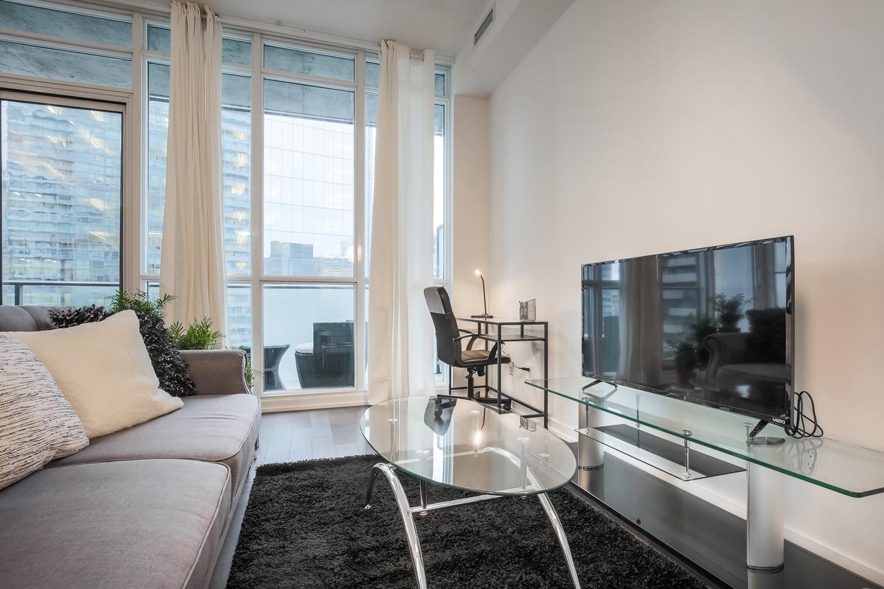 Noel Suites Air Canada Centre Apartment Toronto