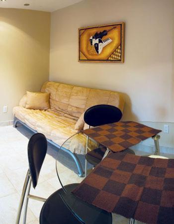Urban Living Guest house 3*
