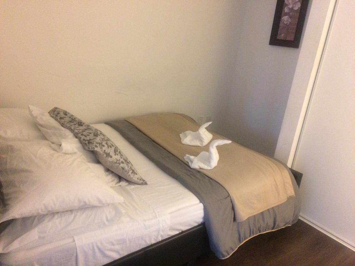 Pelican At Liberty Village Apartment Toronto