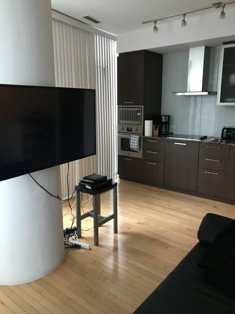 Apartment Corporate Ryan Suites York Street Toronto