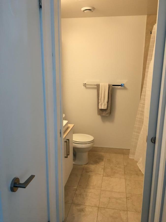 Apartment Corporate Ryan Suites York Street Toronto