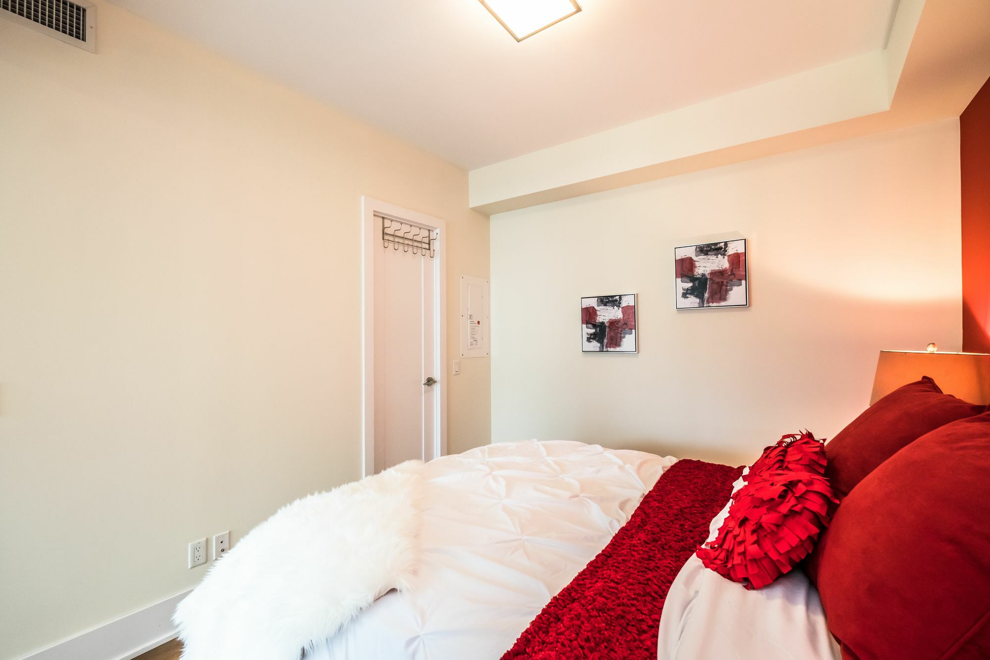 Quickstay - Ultra Luxury On Front St. *