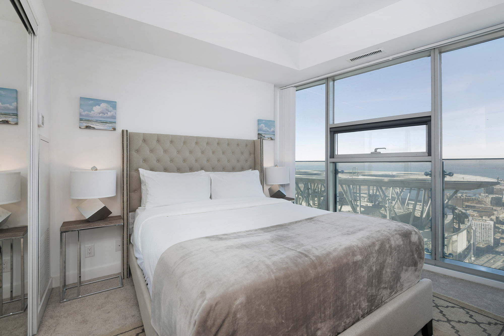 Hotel Diamond - York Street Toronto