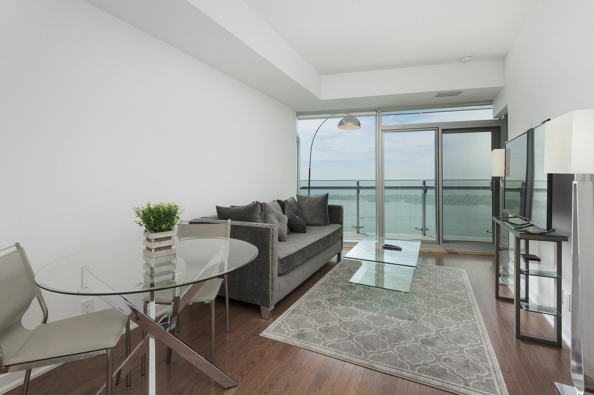 Diamond - York Street 4* Toronto