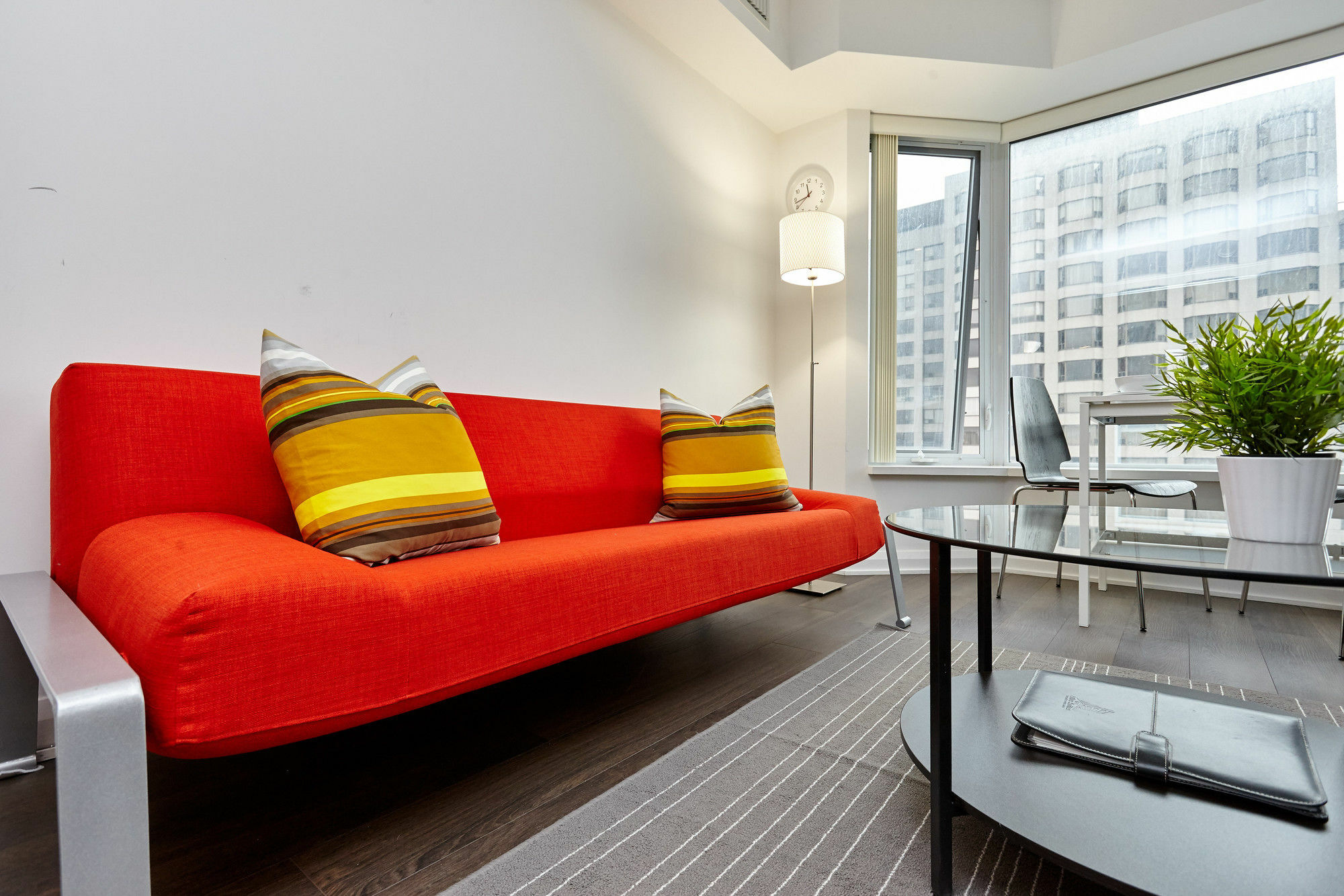Apartment Atlas - Yorkville Furnished Toronto