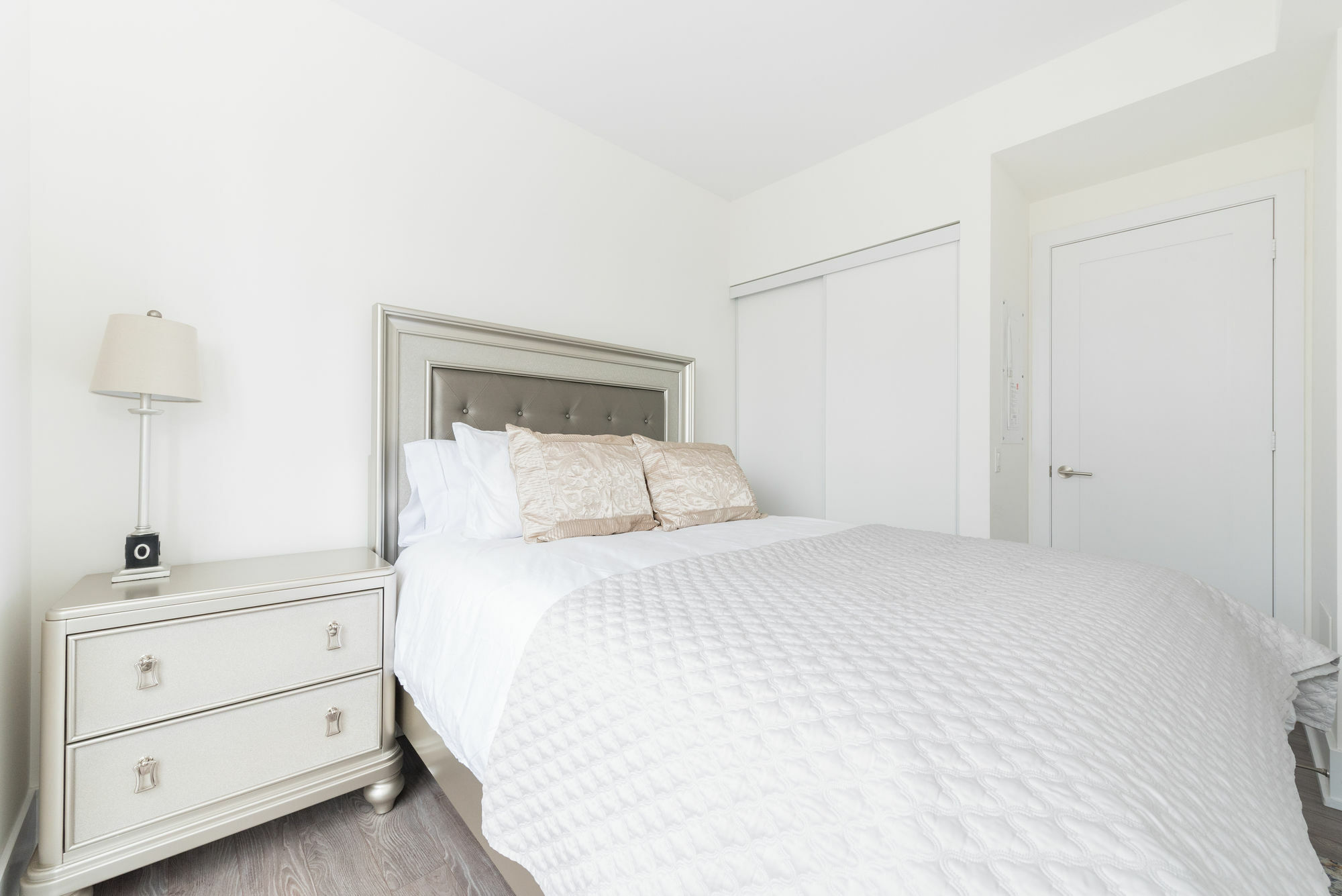 Grand Royal - Cn Tower Apartment Toronto