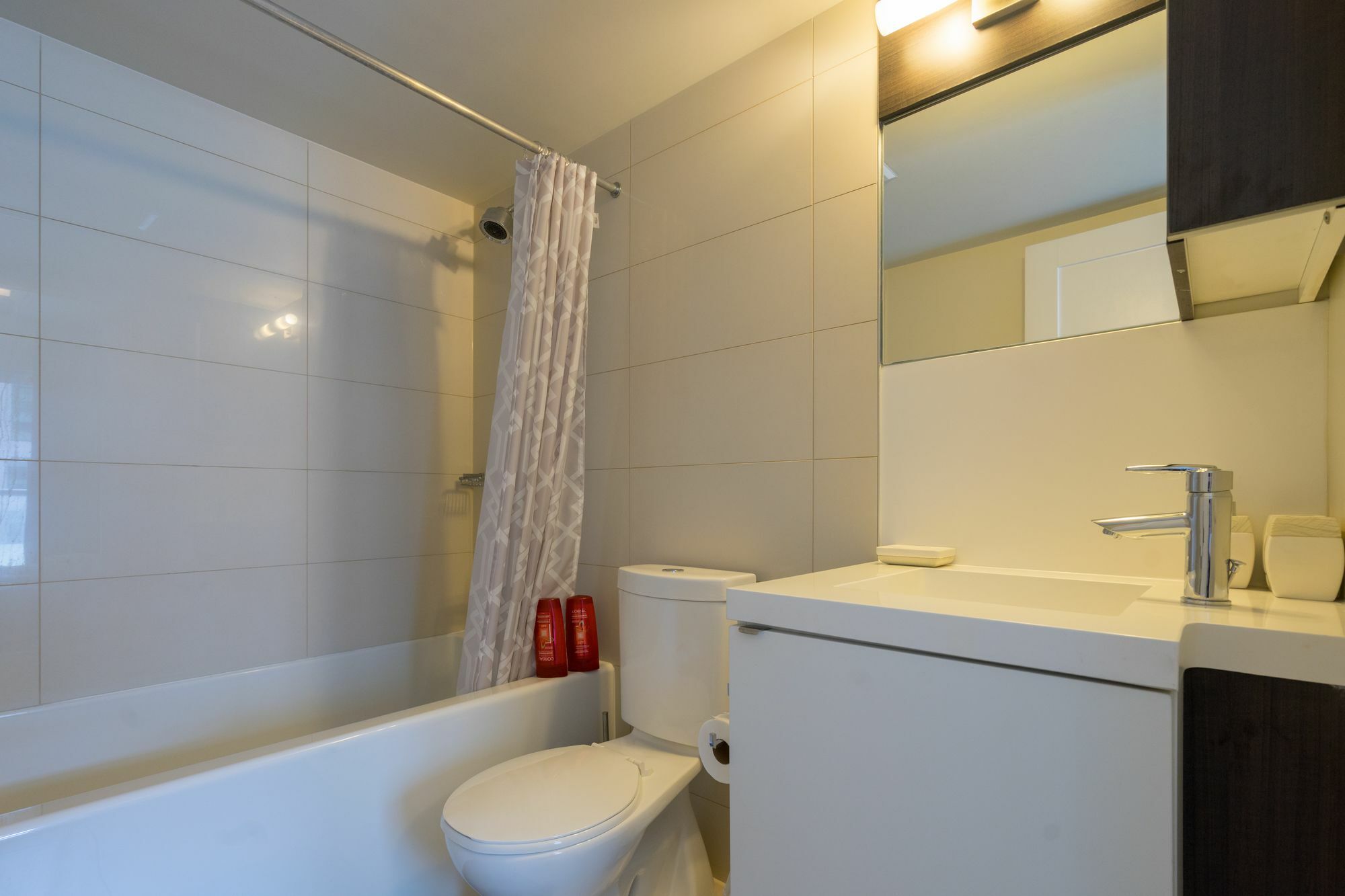 Apartment Applewood - Executive 3 Bdrm *