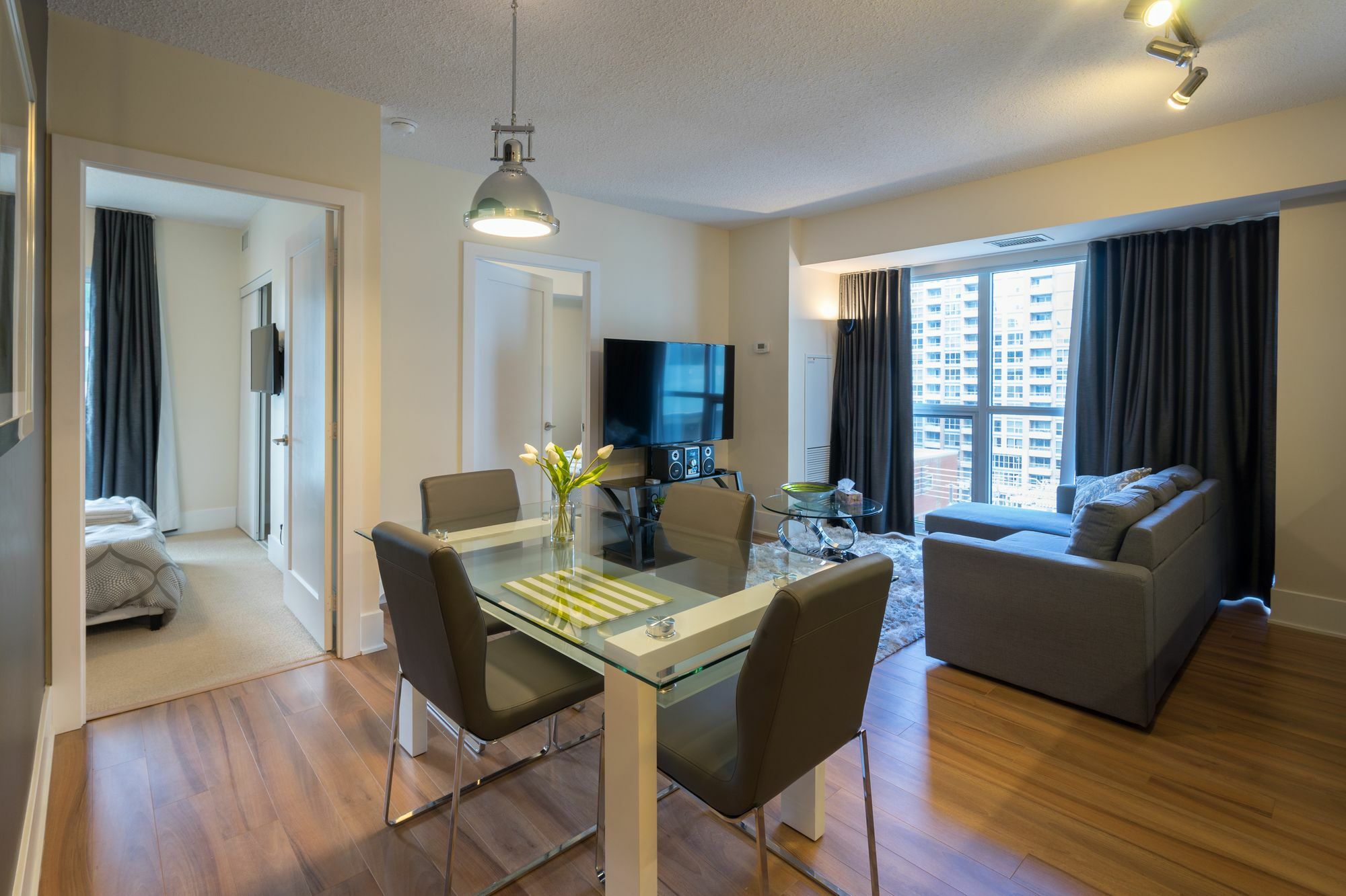 Apartment Applewood - Executive 3 Bdrm *
