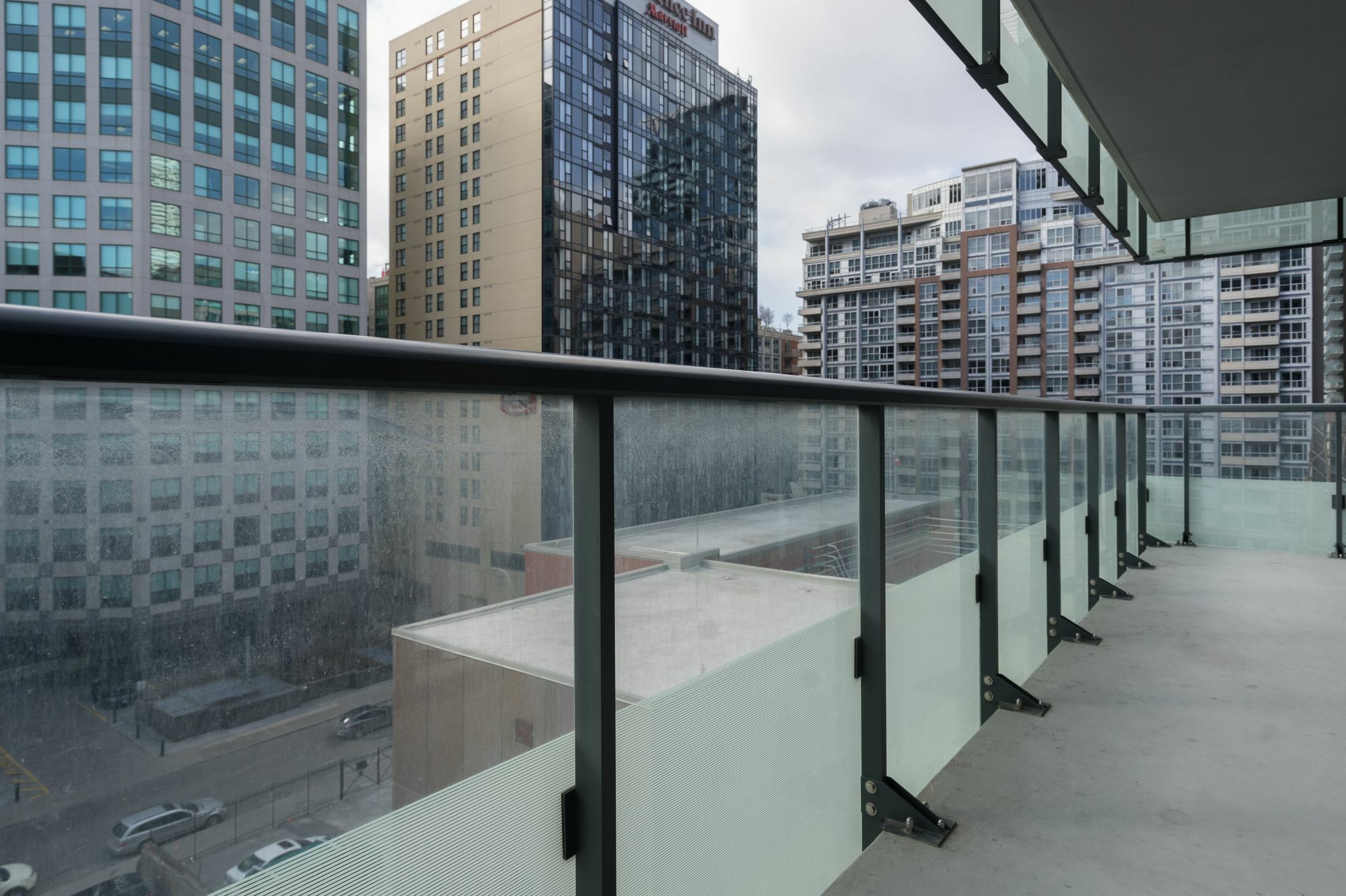 Applewood - Executive 3 Bdrm * Toronto