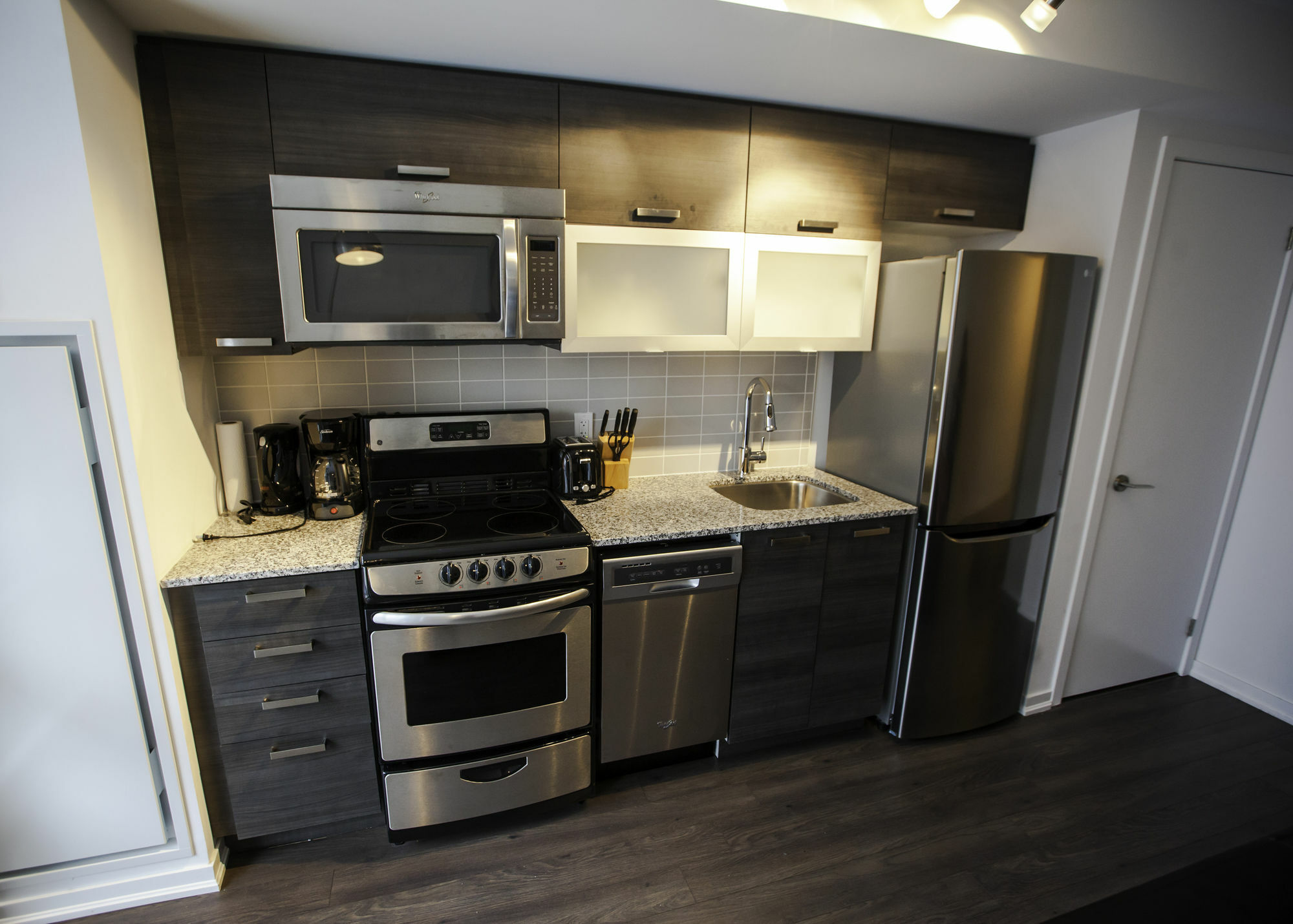 Queen Street 2 Bed Apartment *