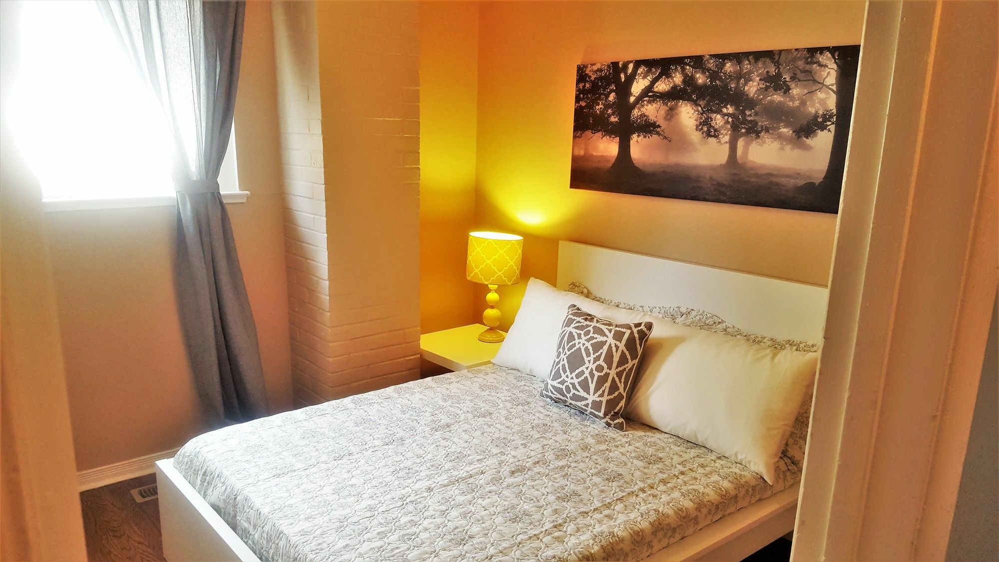 Lavish - 4 Bedroom Hotel Toronto