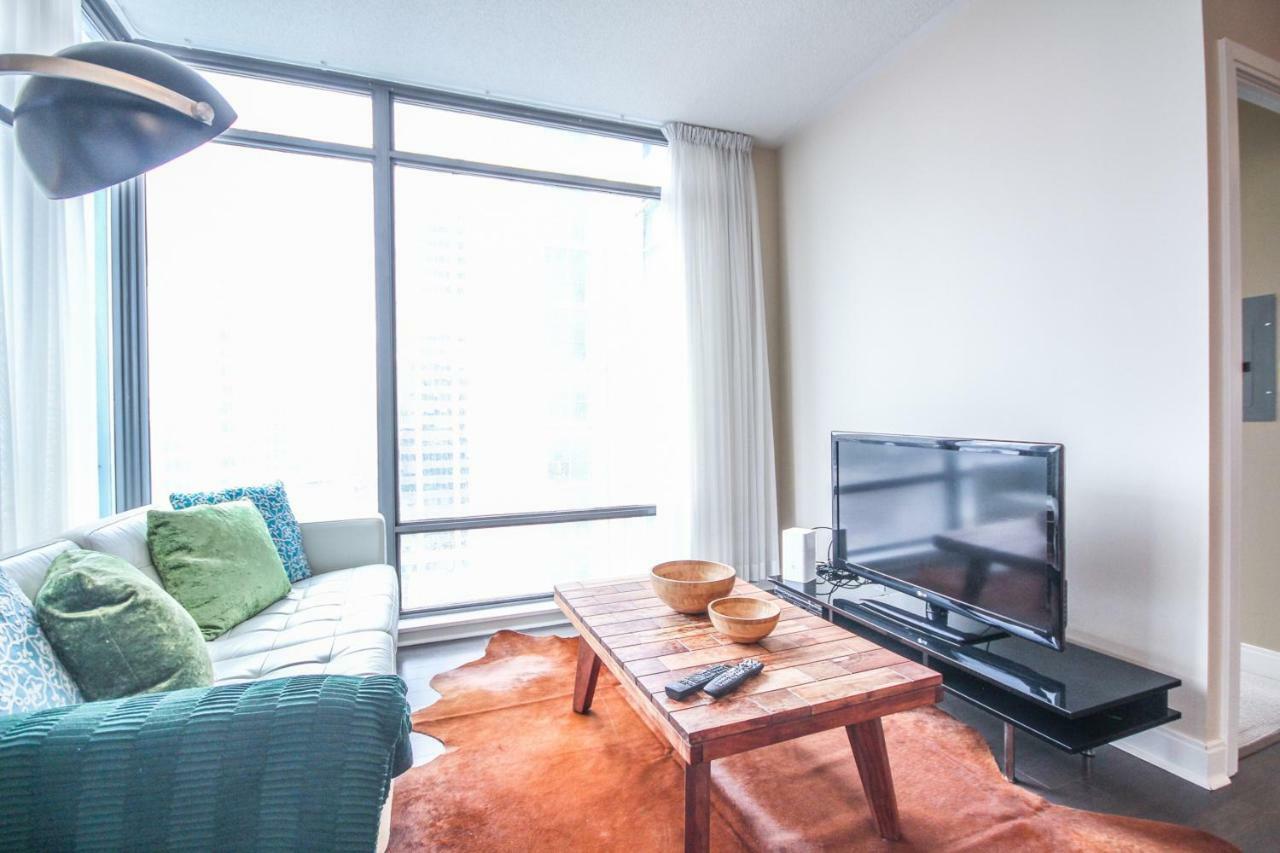 Sarkar Suites - Yorkville * Toronto