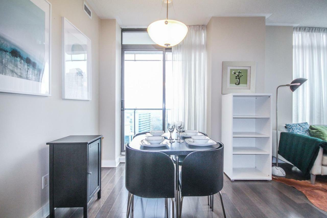 Sarkar Suites - Yorkville *