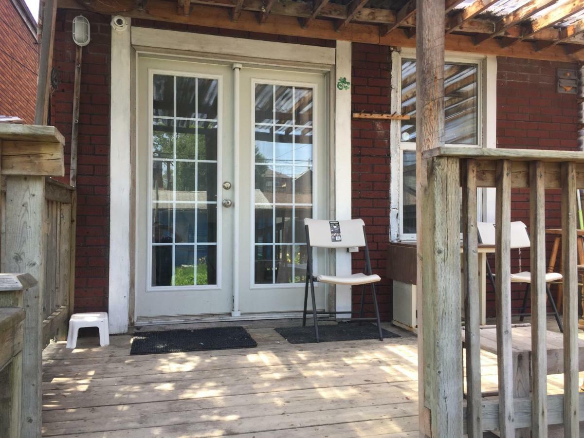 Guest house Sweet Toronto
