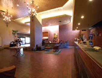 Doubletree By Hilton Airport, On 4*