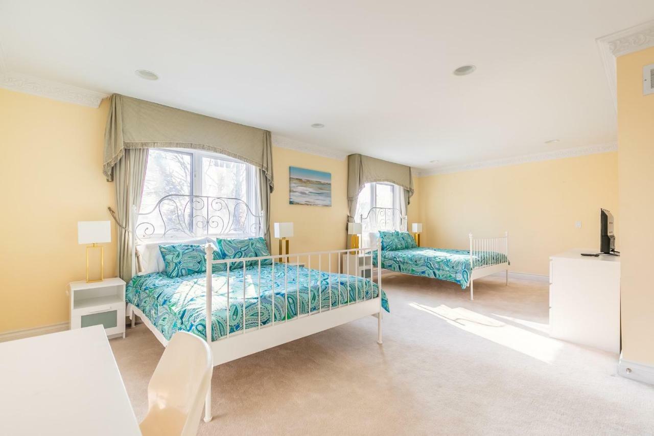 Simply Comfort. North York Guest house