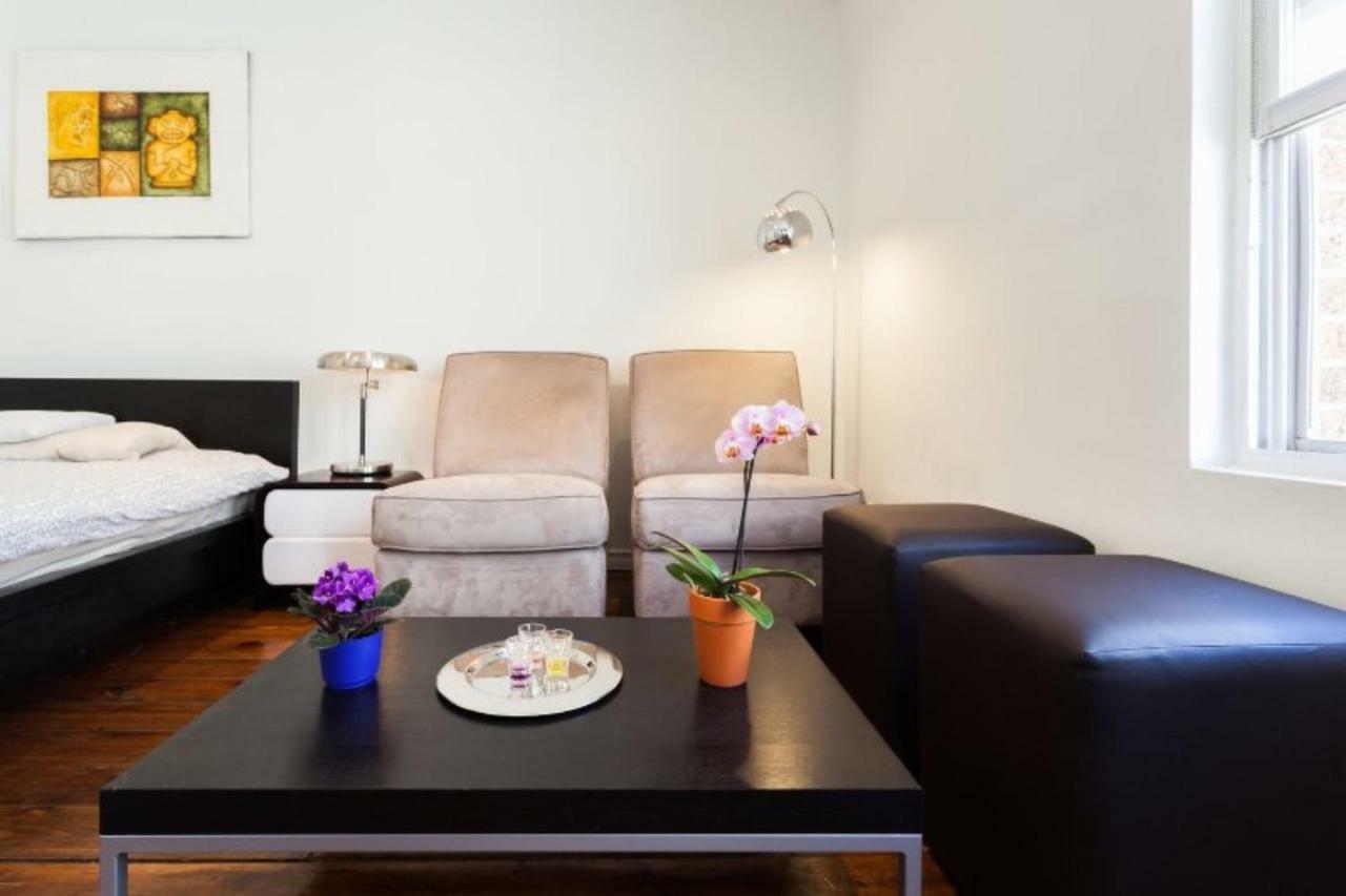 Last Minute Downtown Deals . Toronto