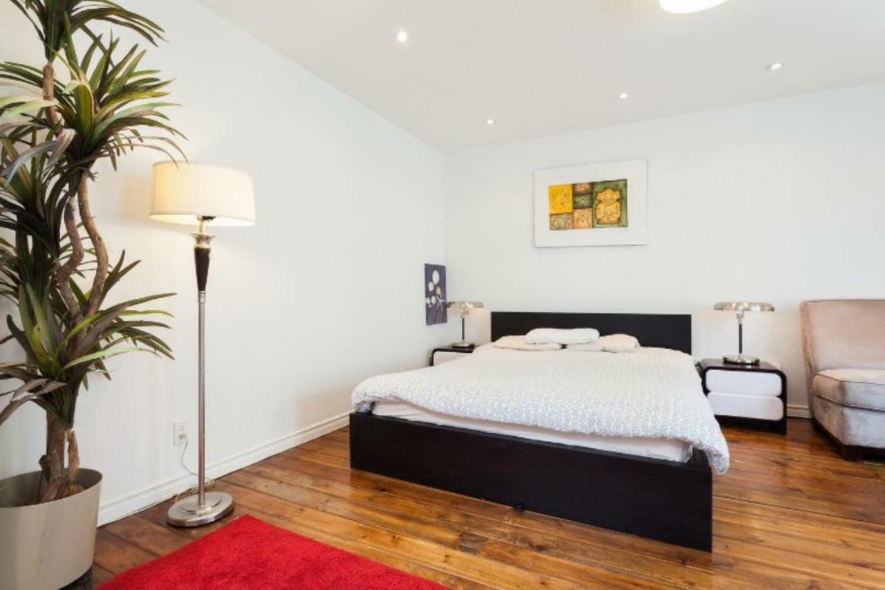 Apartment Last Minute Downtown Deals . Toronto