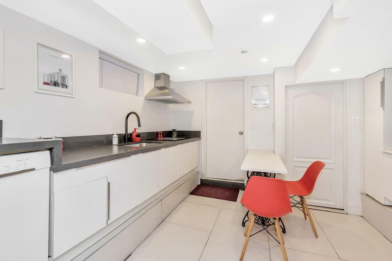 West Lynn Park Apartment