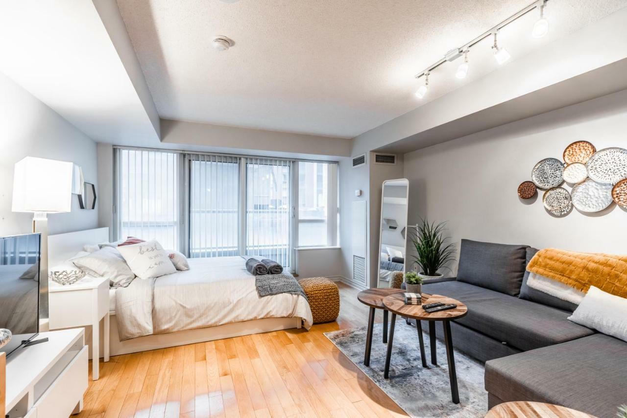 Aoc - Heart Of Downtown 3* Toronto