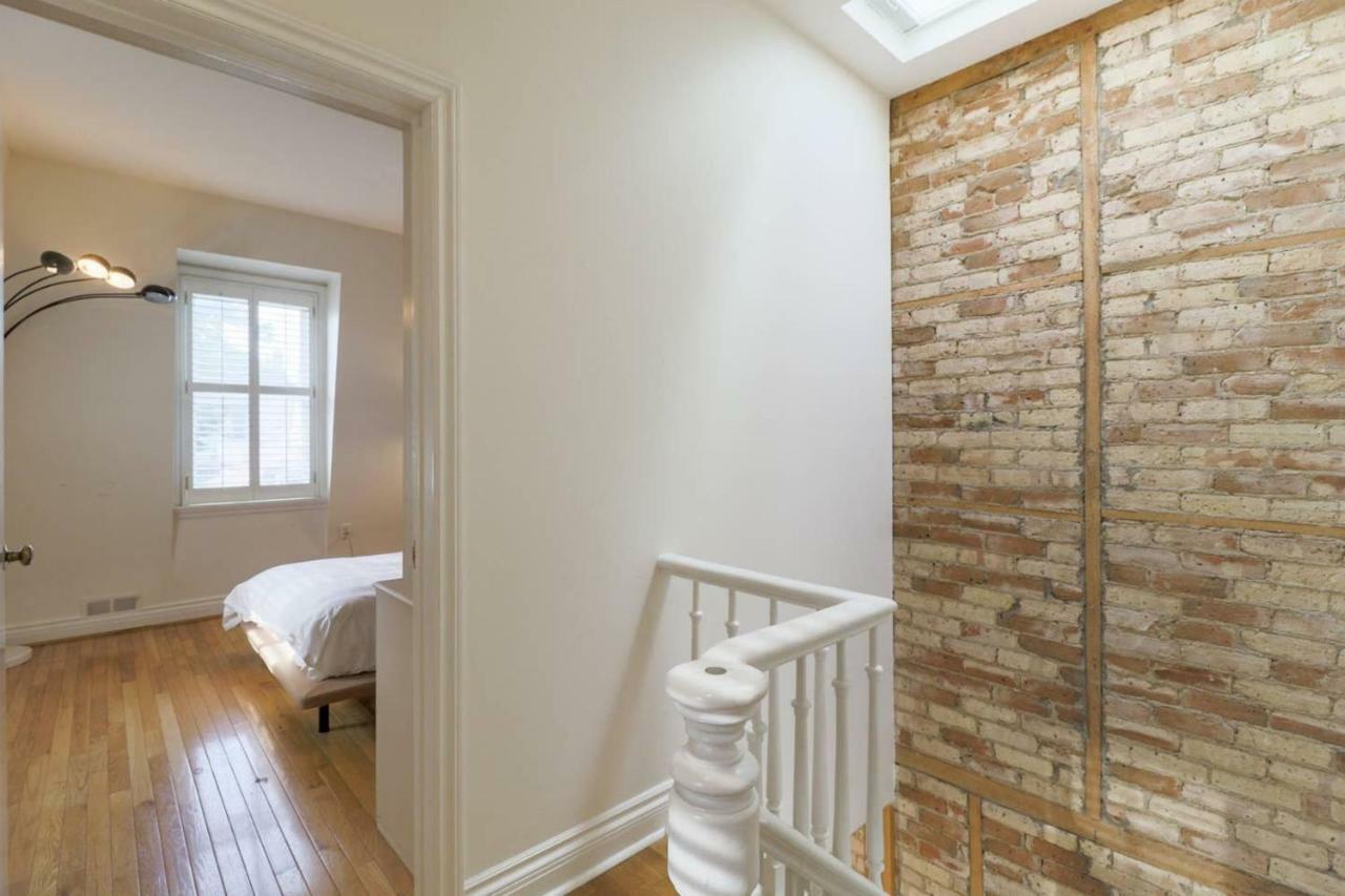 Holiday home Chic Townhouse With Private Patio Toronto