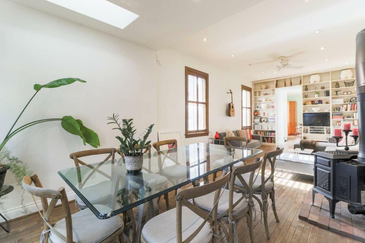 Chic Townhouse With Private Patio *