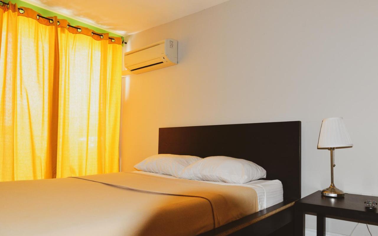 Kensington College Backpackers Hostel