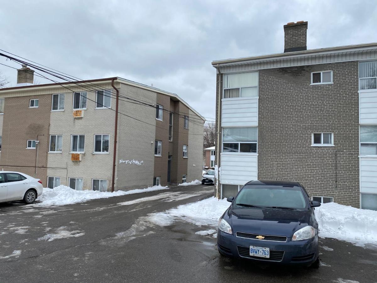 Guest house Kashaneh Toronto