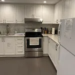 Yonge And Finch Subway !T Spacious And Modern Private Bdr With Shared Bathroom