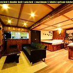 Salmon Magwood Guesthouse