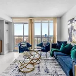 One Bed And Den Upscale Comfort Condo With Parking
