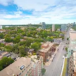 Luxury 2-Bedroom Apartment In Yorkville With The Best City View In Downtown Toronto