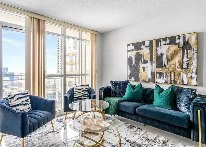 One Bed And Den Upscale Comfort Condo With Parking