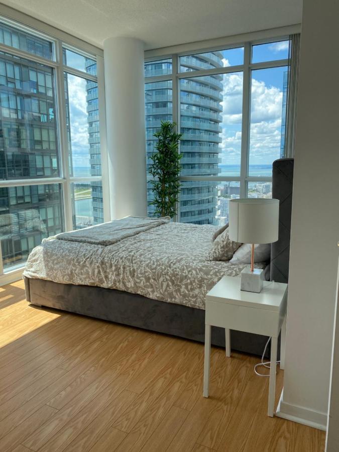 Cn Tower Maple Leaf Square Luxurious 2 Bedroom *