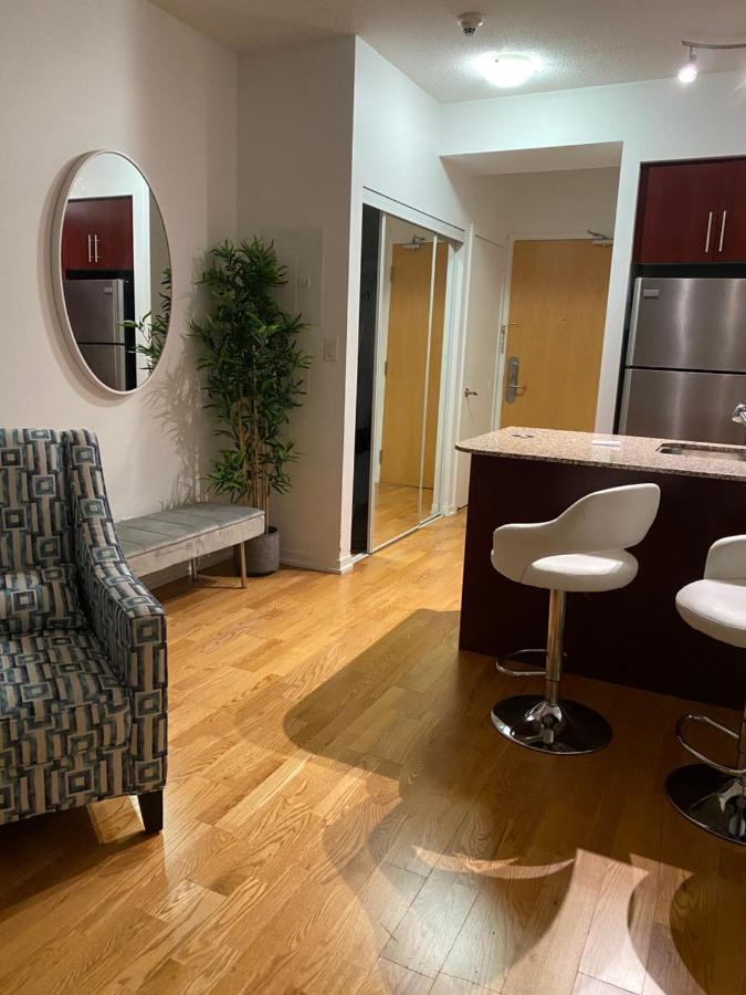 Cn Tower Maple Leaf Square Luxurious 2 Bedroom Apartment Toronto